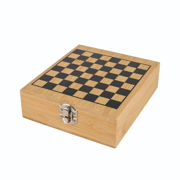 Set de Vino con Juego de Ajedrez 5 Piezas en Caja de Madera